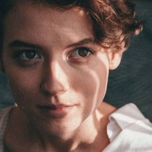 Meet your Posher, Julia